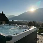 Villa Mari *