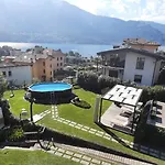 Mari Villa Dervio