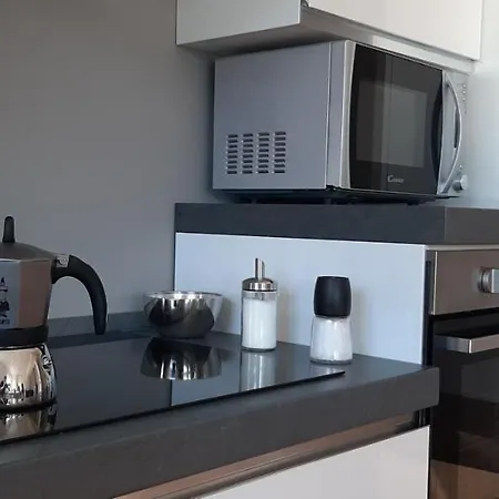 Mari ヴィラ デルヴィオ